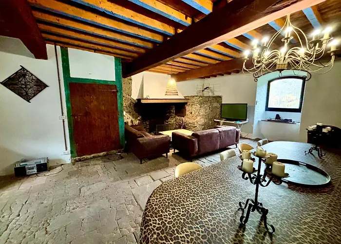 Vakantiehuis Chateau Des Corniches Riviere Privee, Vue Panoramique Et Escapade De Reve