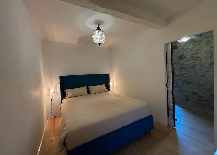 Vakantiehuis Chateau Des Corniches Riviere Privee, Vue Panoramique Et Escapade De Reve