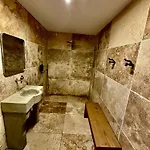 Chateau Des Corniches Riviere Privee, Vue Panoramique Et Escapade De Reve Nyaraló