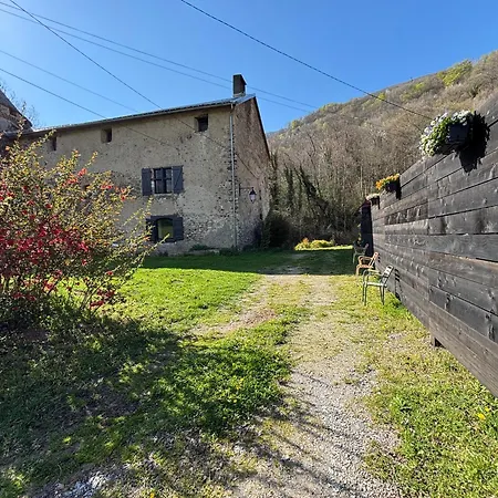 Hébergement de vacances Château Des Corniches Rivière Privée, Vue Panoramique Et Escapade De Rêve *