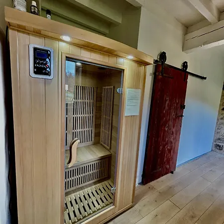 Casa de Férias Château Des Corniches Rivière Privée, Vue Panoramique Et Escapade De Rêve *